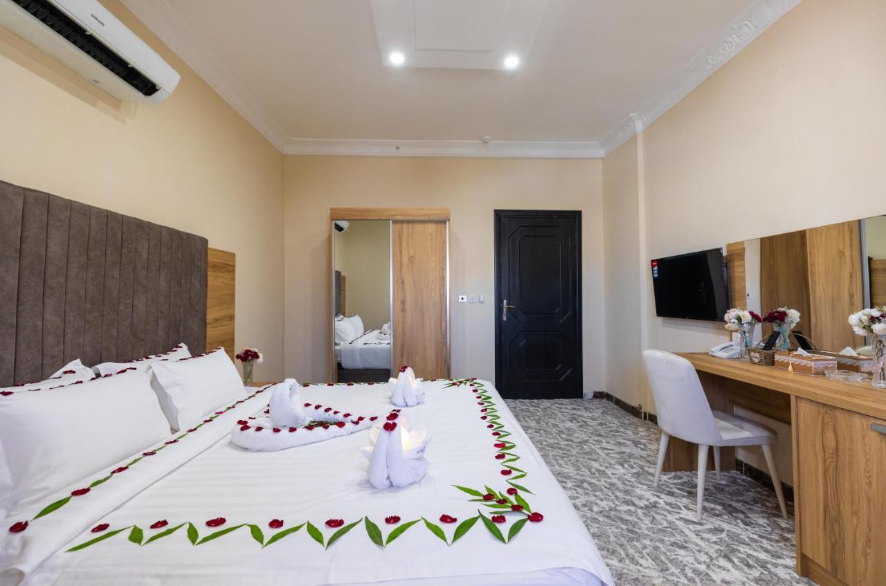 Lavent Park Hotel Suites Jeddah Ngoại thất bức ảnh