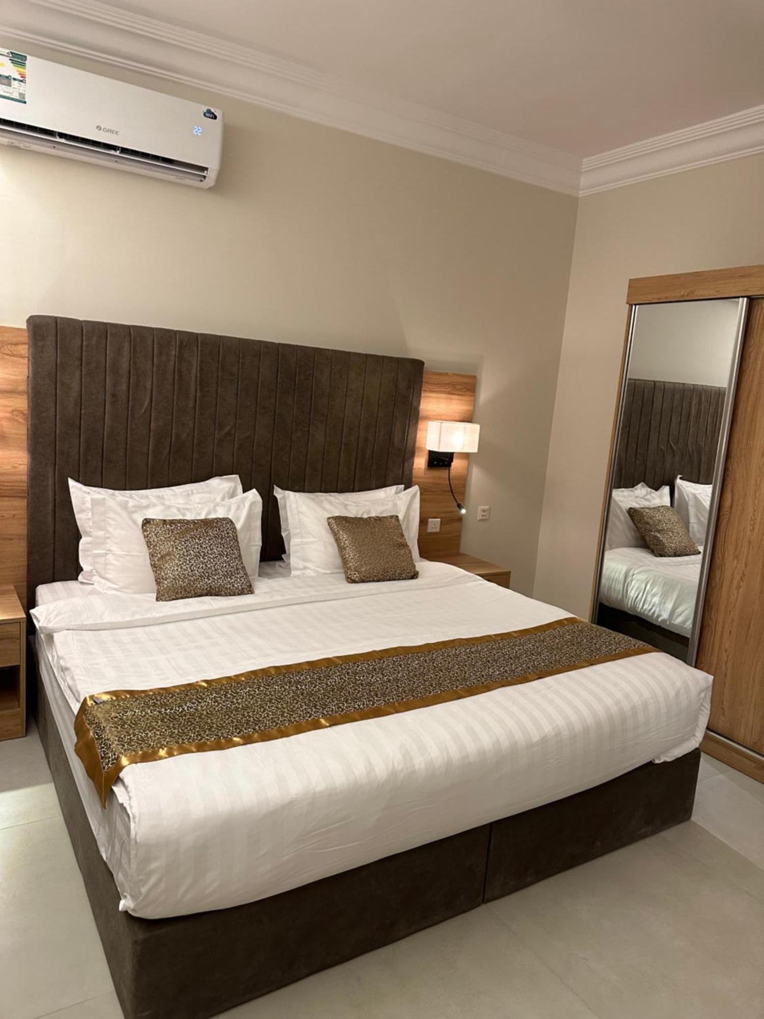 Lavent Park Hotel Suites Jeddah Ngoại thất bức ảnh